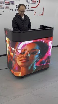 Wyświetlacz LED P2.5 do budki  – Event Party Dj recenzja i cena