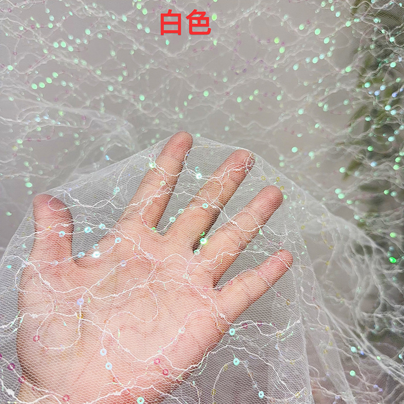 Tkanina na sukienkę wieczorową – Glitter Tablecloth recenzja i cena